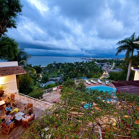 Hotel Mont Joli Кап-Аитьен Экстерьер фото