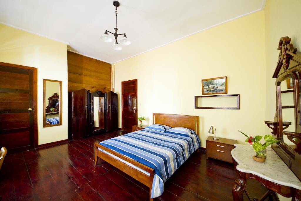 Hotel Mont Joli Кап-Аитьен Номер фото